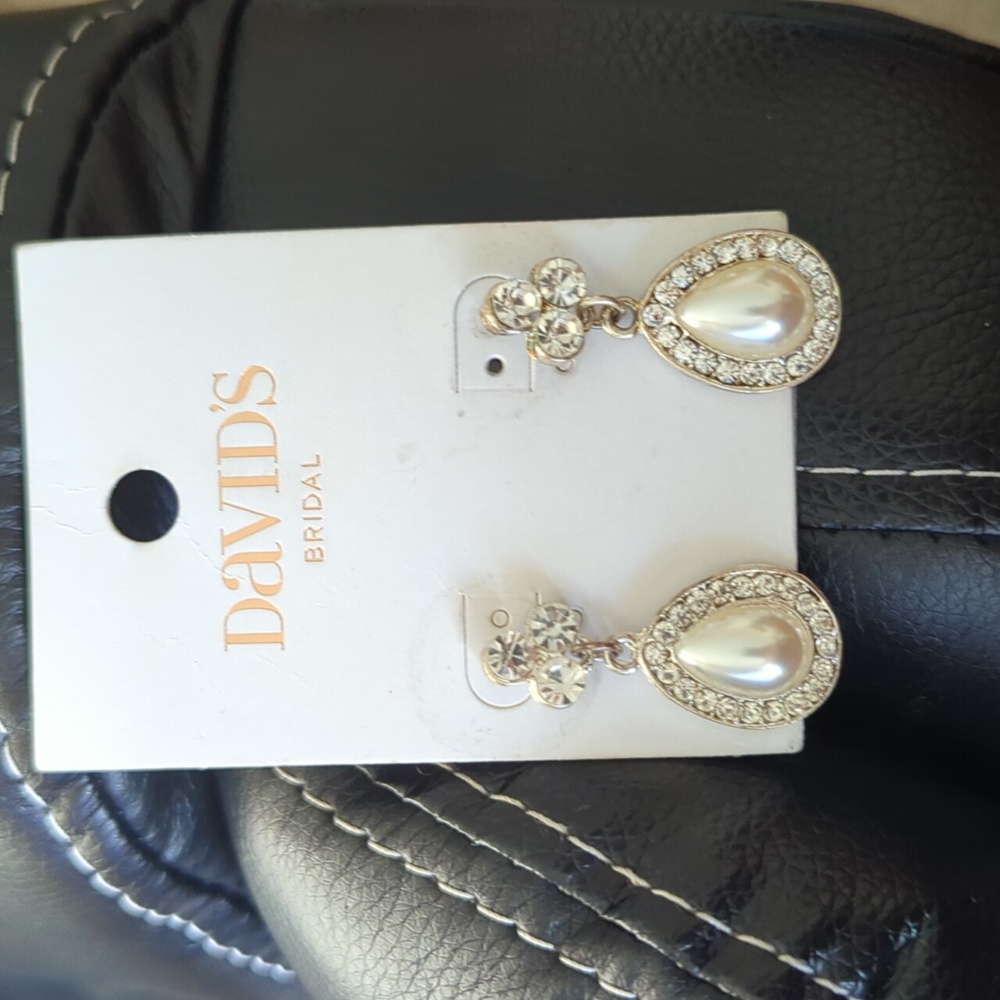 Bridal earrings